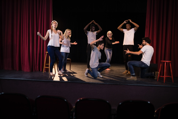 Improv classes require teamwork and communication