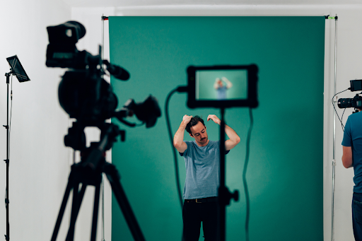 Obtaining headshots and showreels are part of your work as an actor