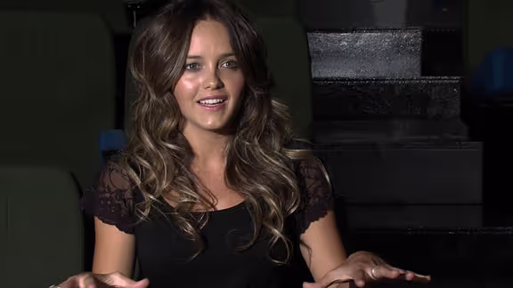 Rebecca Breeds, The Actors Pulse alumni, in a video testimonial