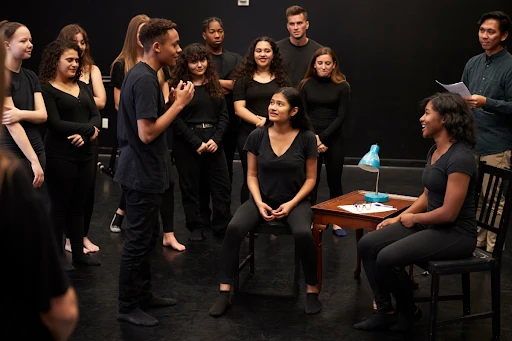 Importance of in-person group acting classes