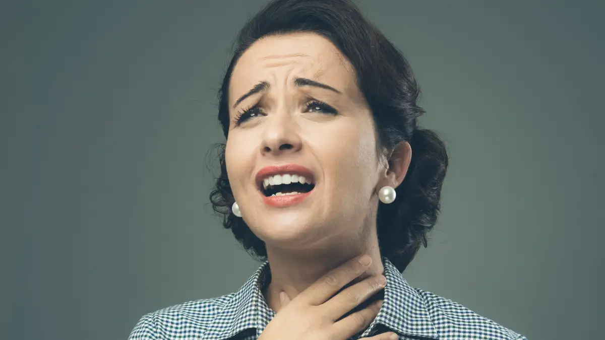 The Benefits of Continued Voice Training for Actors